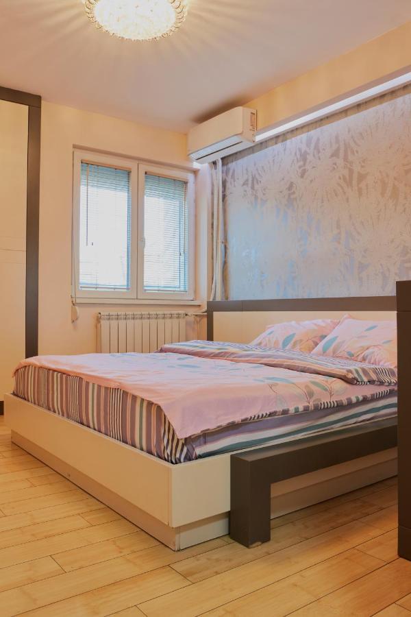 Diamond Butterfly Apartment Σκόπια Εξωτερικό φωτογραφία